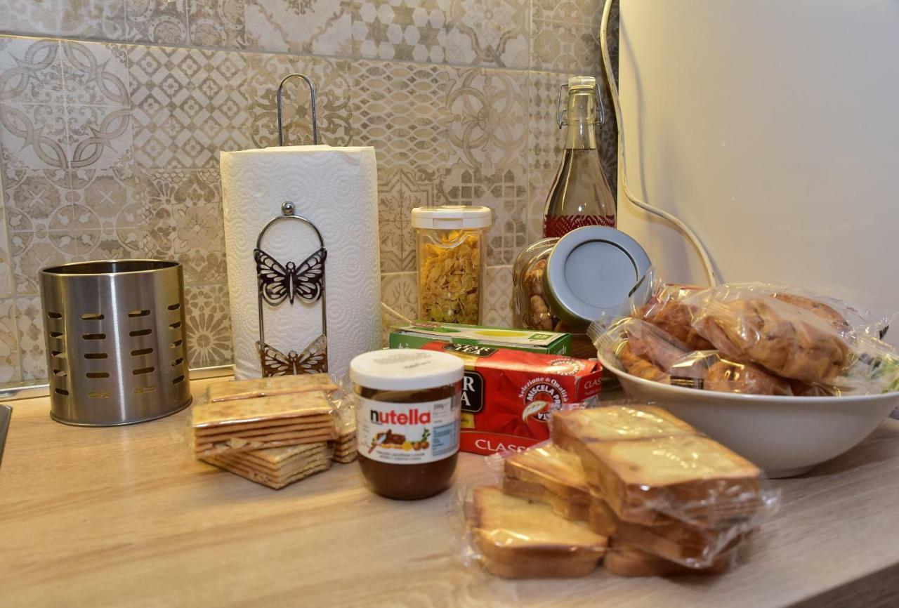 Apartament Vecchia Napoli - Anticaglia Zewnętrze zdjęcie